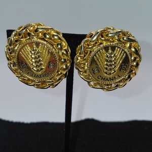 💕Chanel Gold COCO Mark And Wheat Design Clip On Earrings EVG!